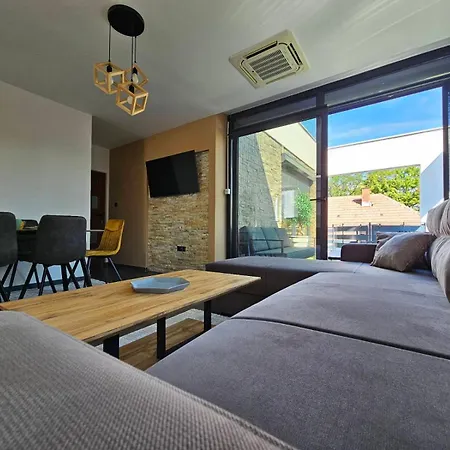 Apartment Dml Zrenjanin